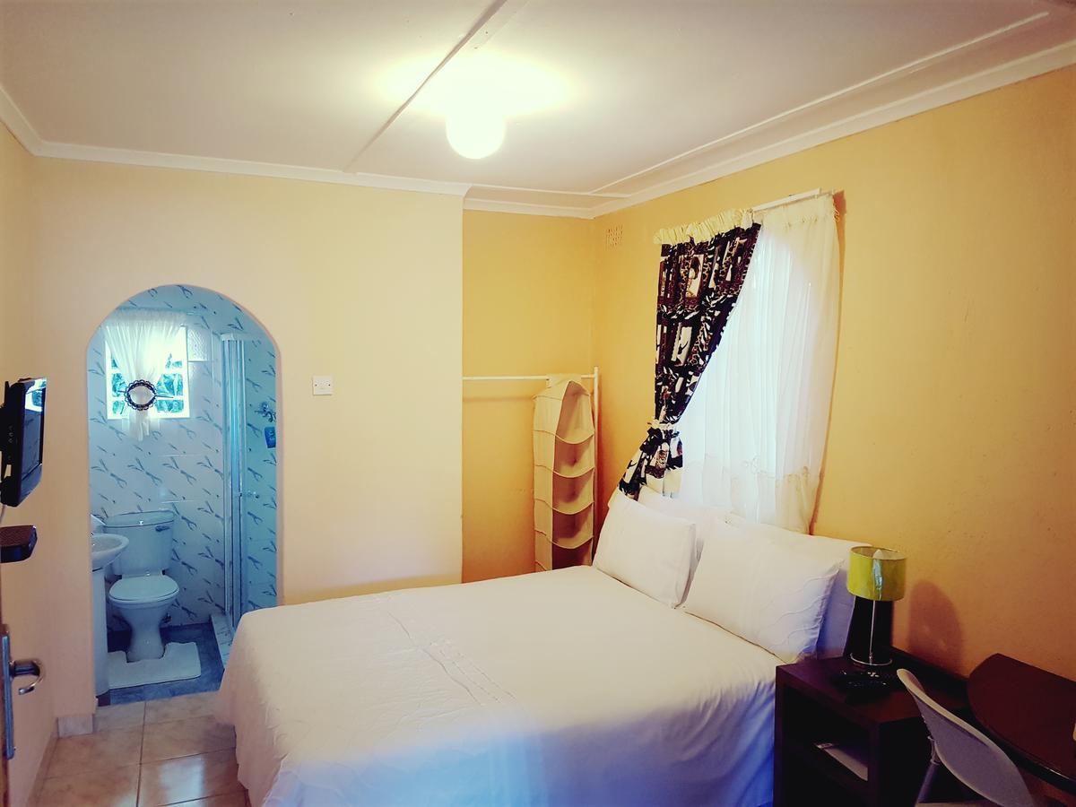 Lynns Guest House Bulawayo Exterior foto